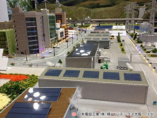 インテックス大阪に展示した日本電設工業のジオラマ（低い目線から撮影）